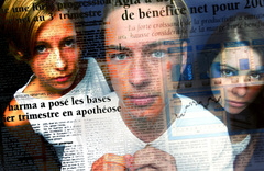 De krant geprojecteerd