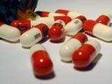 Medicijnen, rood met witte capsules