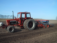 Tractor op land