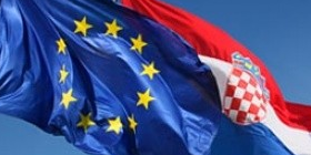 Europese en Kroatische vlag