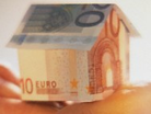 papieren huis van eurobiljetten