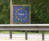 Bord bij Franse grens