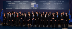 Groepsportret deelnemers Europese Raad 12 februari 2015