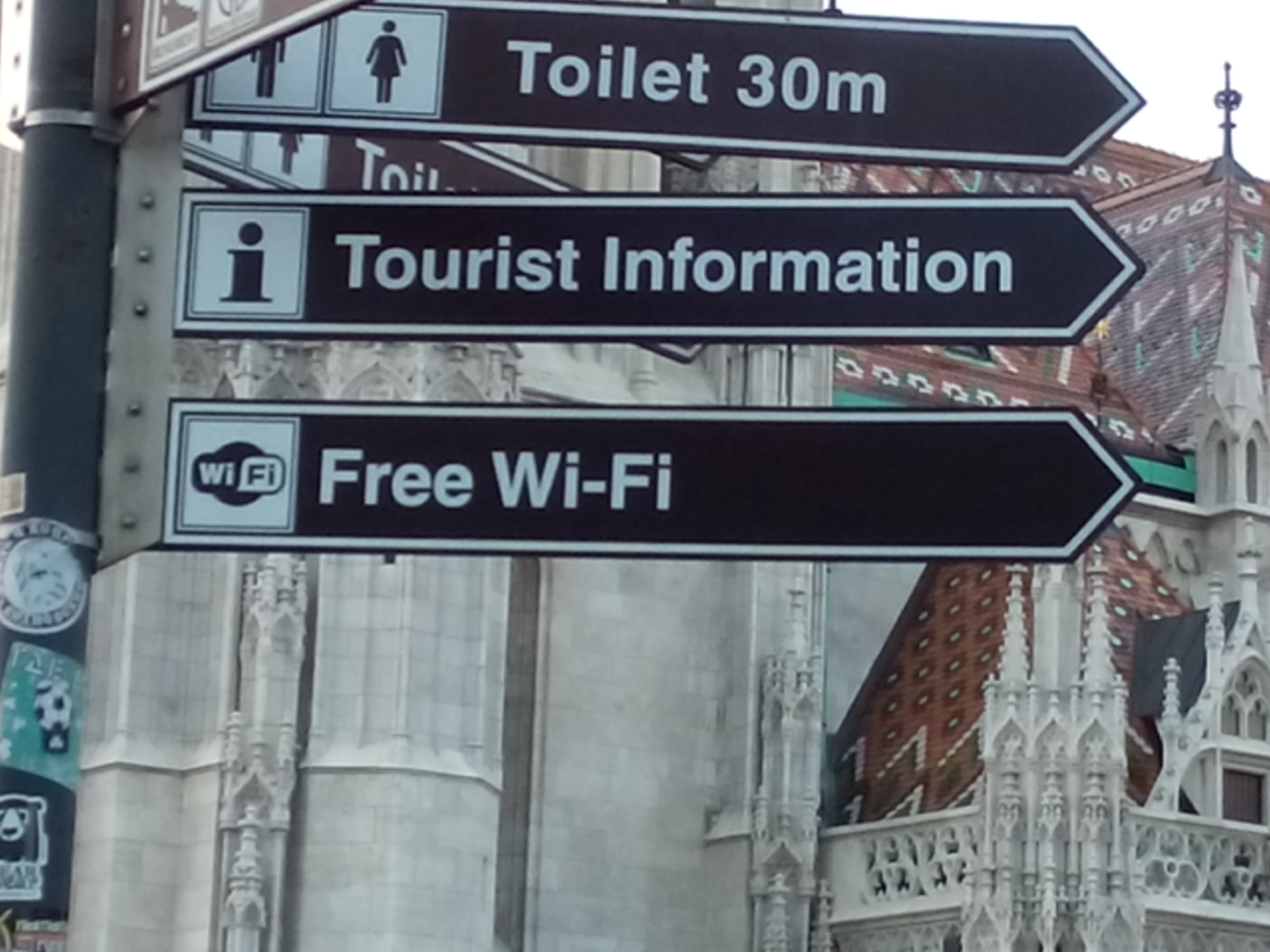 Wegwijzer naar gratis wifi
