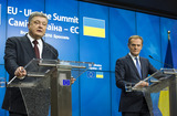 Porosjenko en Tusk op de EU-Oekraïnetop