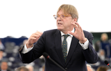 Guy Verhofstadt voert het woord in het Europees Parlement