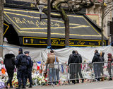 Bloemenzee na aanslag bij de Bataclan (Parijs, december 2015)