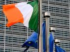 Ierse en Europese vlaggen voor het Berlaymont-gebouw
