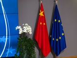 Chinese en Europese vlag
