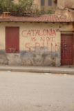 Een muurtekening: 'CataloniÃ« is geen Spanje'