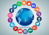 Wereldbol met social media iconen eromheen