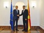 Donald Tusk en Zoran Zaev minister-president van Macedonië