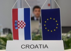 Vlaggen van Kroatië en de EU