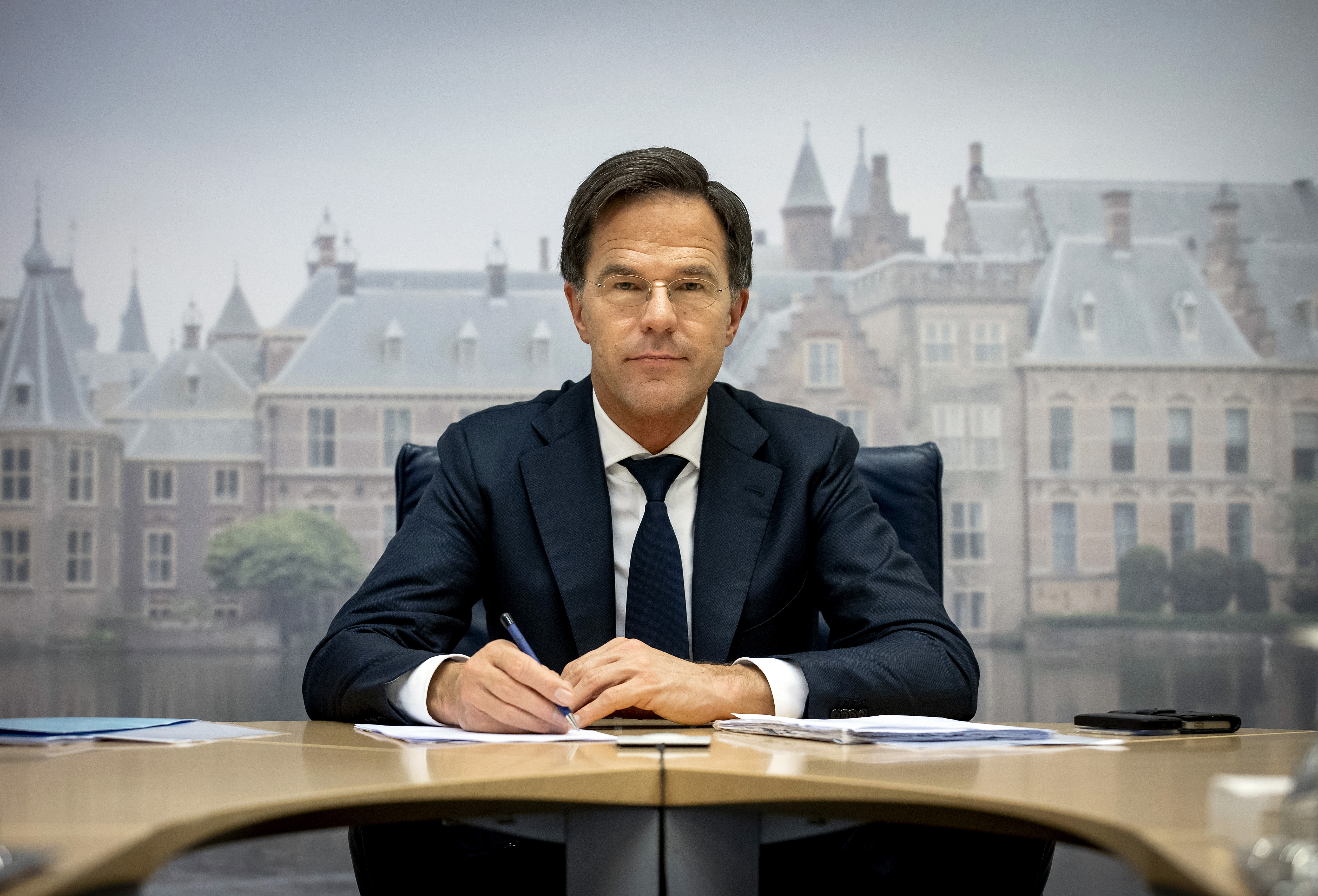 Rutte digitaal bij videoconferentie coronacrisis