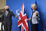 Boris Johnson, on the left, and Ursula von der Leyen