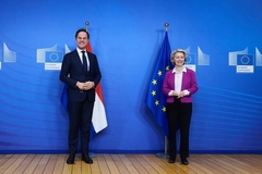Mark Rutte, on the left, and Ursula von der Leyen