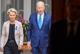 Joe Biden, on the right, and Ursula von der Leyen